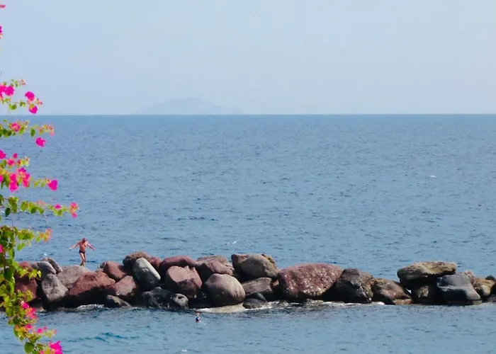 Hotell El Mar Kamári