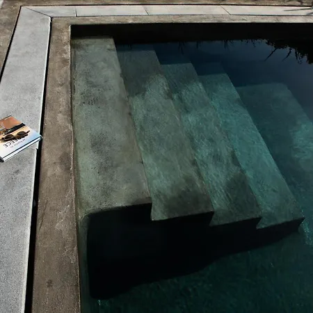 El Mar Kamari (Santorini)